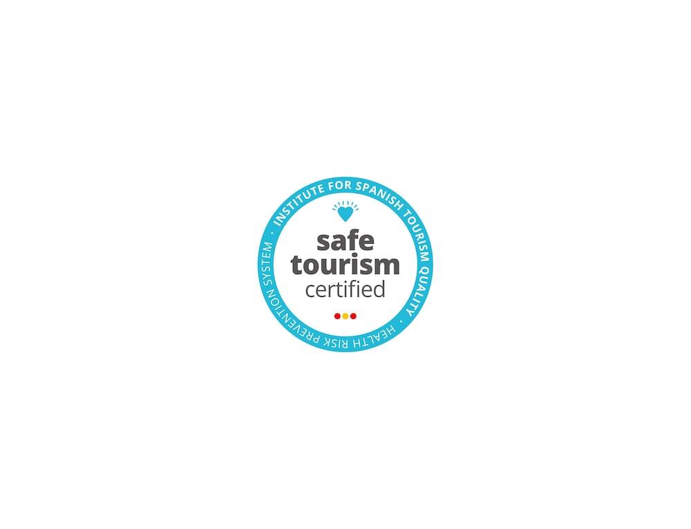 โรงแรมอาร์เอ็ฟ แอสโตเรีย - สำหรับผู้ใหญ่เท่านั้น ปูแอร์โตเดลาครูซ ภายนอก รูปภาพ